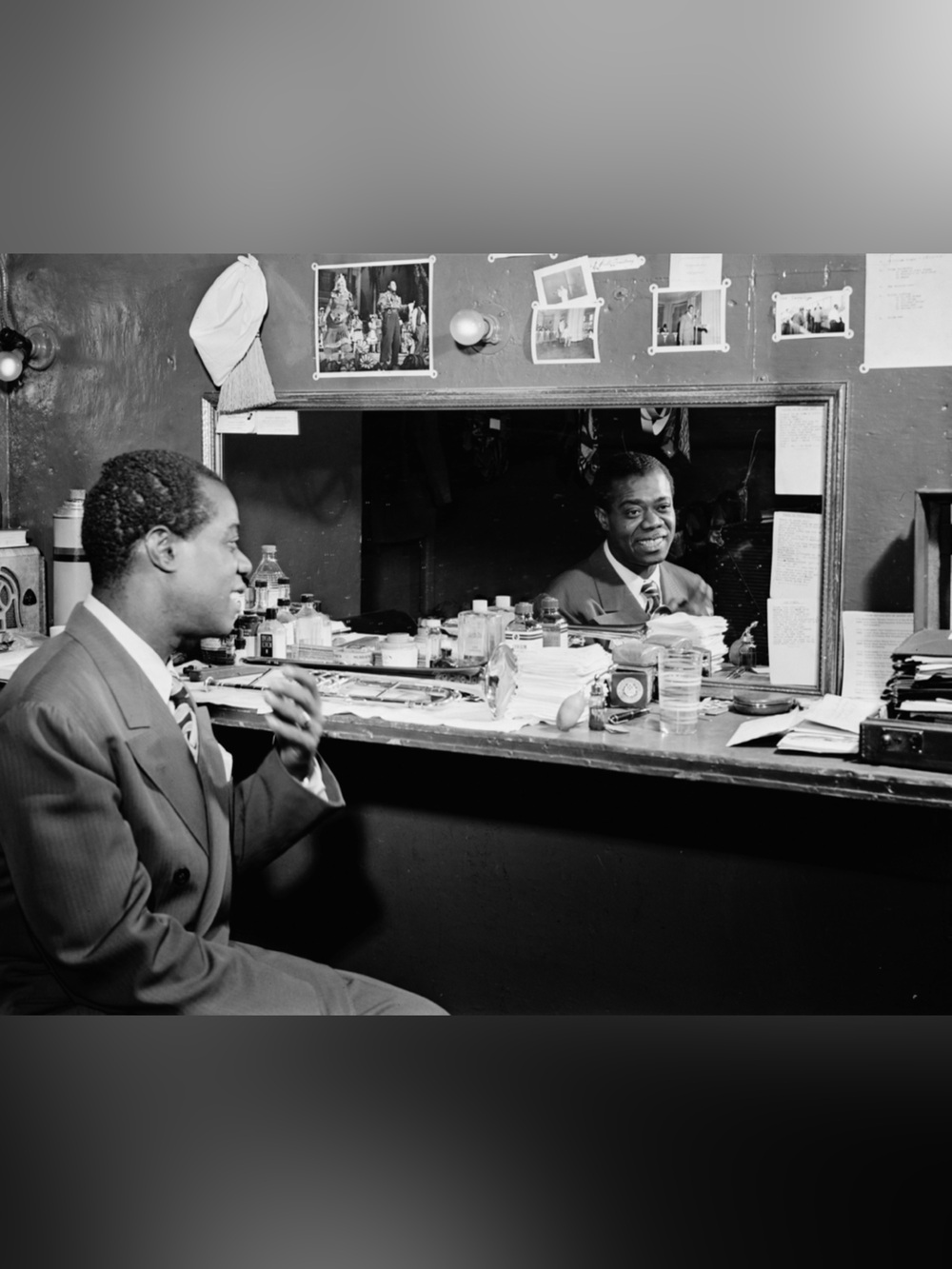 Louis Armstrong Dressing Room 8x10 Glossy Photo Jazz Mirror Reflection Print